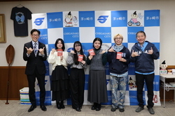 （画像）令和7年12月19日　令和8年はたちのつどい テーマ 「ALOHA」実行委員の皆さんが報告