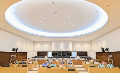 市議会