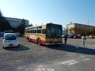 西側駐車場に集合です。