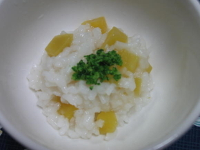 さつまいも軟飯の写真