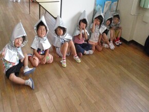 毎月1回行う避難訓練の様子