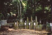 大岡家の墓碑