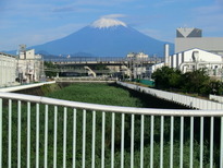 南湖の左富士写真