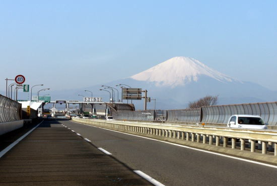 新湘南バイパス茅ヶ崎IC付近の写真