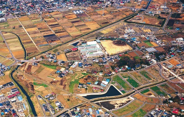 下寺尾官衙遺跡群遠景