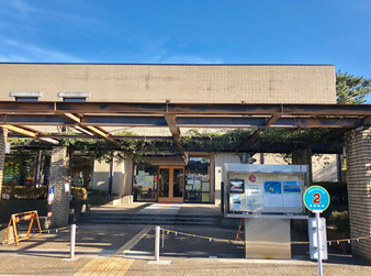 図書館外観