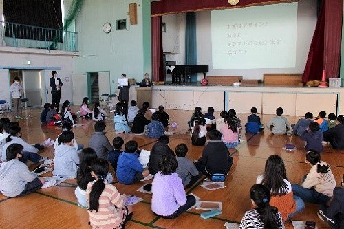 3:株式会社サン・アドから人の興味をひくポスターデザインやキャッチコピーのコツを教えてもらいました。