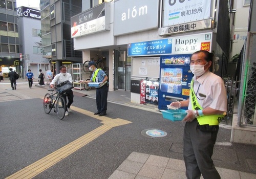 5:茅ケ崎警察署の皆様にもご参加いただき、街頭指導していただきました。