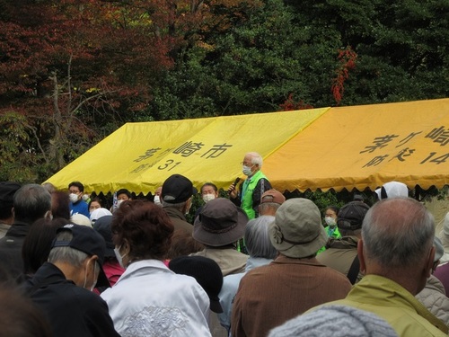 1:「写真」開催にあたり、老人クラブ連合会鶴田会長より挨拶がありました。