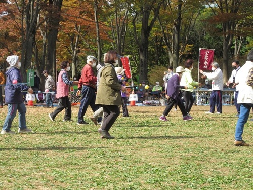 6:「写真」落とさぬよう、ゴールまでボールを運びます！