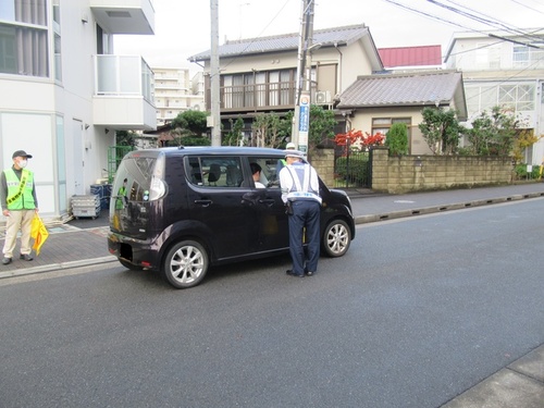 1:「写真」運転手の方に啓発活動を行いました！