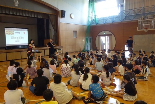 4:小学生から沢山の質問がありました。