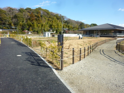 4:同日に供用開始された博物館西、南側の通路