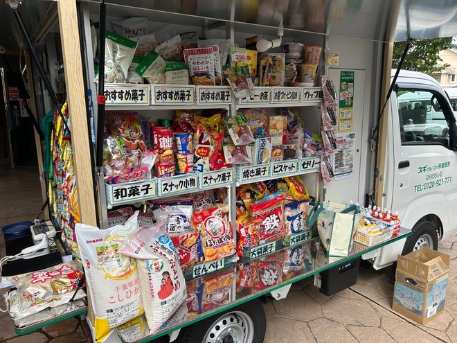 移動販売車右側面