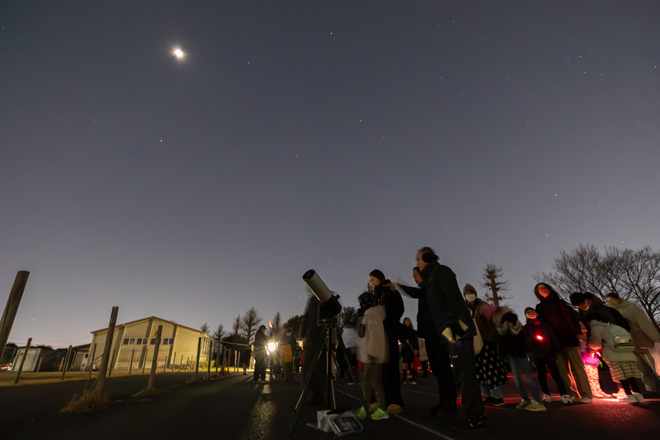 月がはっきり見えます