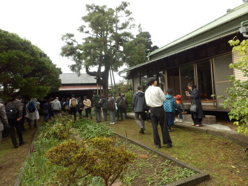 2:（画像） 当時を想像し、各自見学します