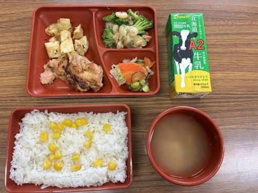 6:（画像）中学校の給食メニュー