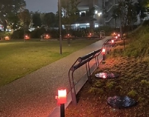 3:(画像)前庭広場がピンクに