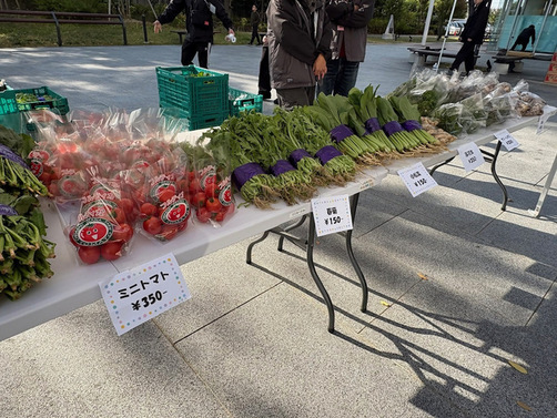 6:（画像）野菜販売の様子2