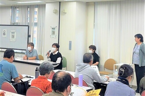 6:(画像)現場で働く方の声を聴ける事業内容説明会