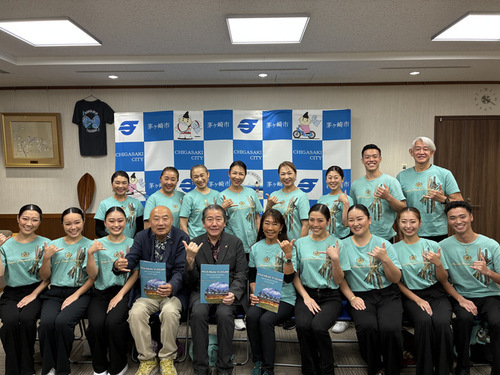 3:（画像）市長と一緒に集合写真