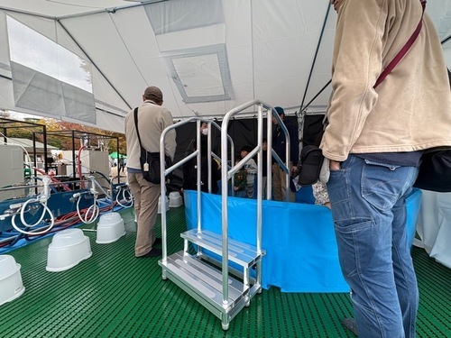 3:（画像）災害時用お風呂システムの展示