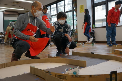 5:（画像）試走では観察と比較そして、次にどうする？を一緒に考えます