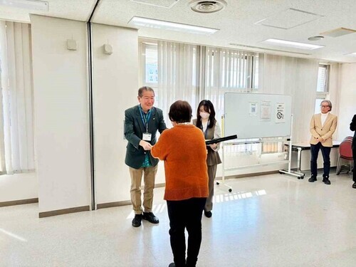 5:（画像）修了式