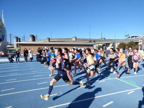 5:女子1、2部、小学生の部　スタートの様子