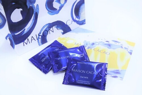 7:(画像)プレゼントされたチョコレートとメッセージカード