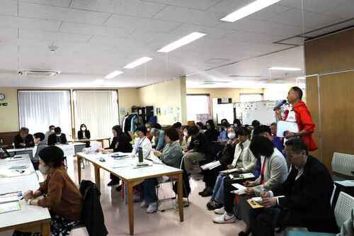 4:（画像）傍聴のお客様とも意見交換を行いました