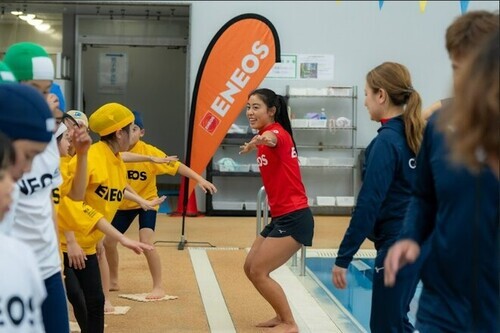 3:乗り方を教える都筑選手