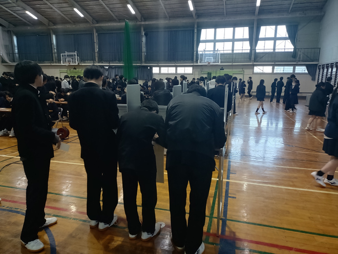 茅ケ崎北陵高校模擬投票