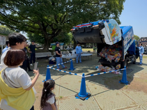 ごみ積込体験の様子