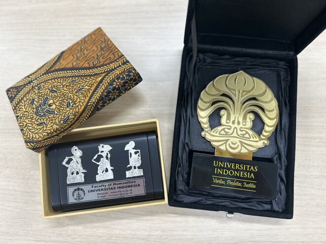 (画像）贈呈品