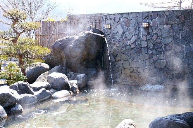 布施温泉露天風呂の写真