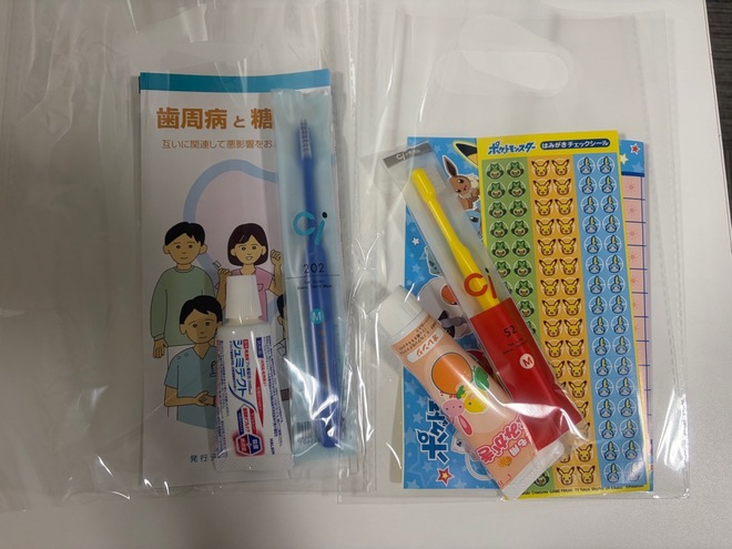 (画像）来場者には健口グッズをプレゼント