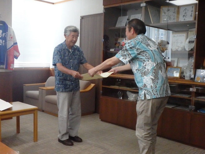 (画像)感謝状贈呈の様子