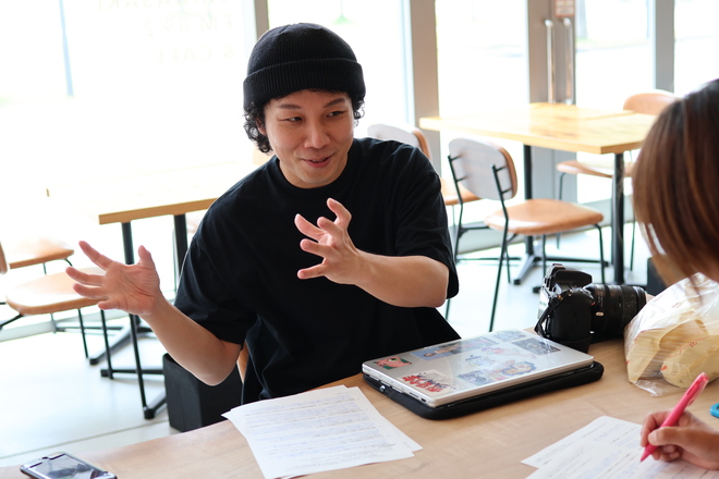 (画像）もちづきさんはカメラマン、アーティスト、DIYなど多様なフィールドで活躍中です
