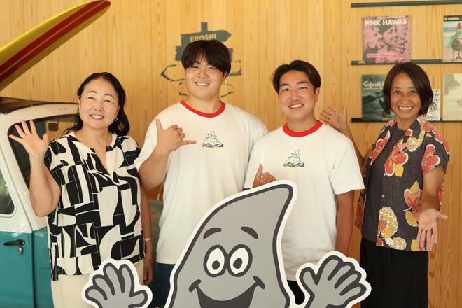 (画像）左から今井先生、中内さん、田中さん、MCの杉山さん