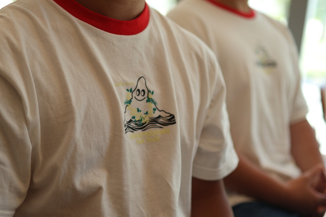 (画像）大会で踊るテーマ曲をイメージしたオリジナルのTシャツ