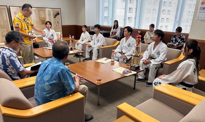 (画像）テコンドー茅ヶ崎道場の皆さんは、昨年12月以来の訪問です