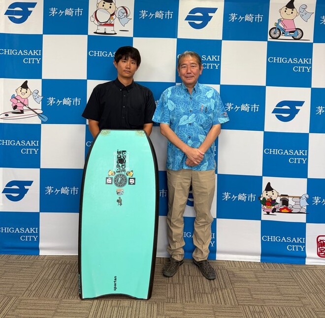 （画像）市長と記念撮影