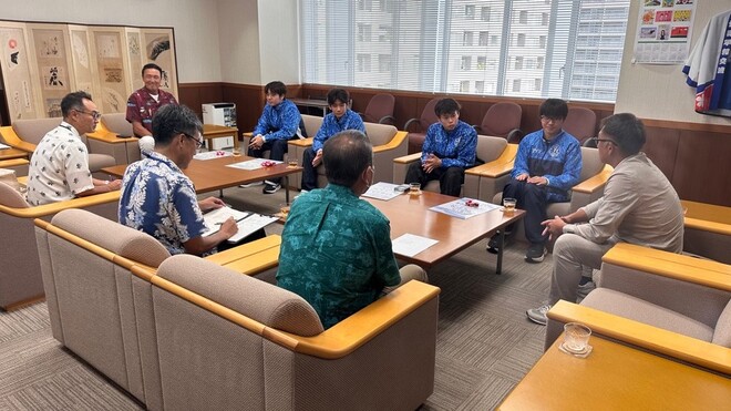 (画像）大会報告の様子(水本議員も同席されました)