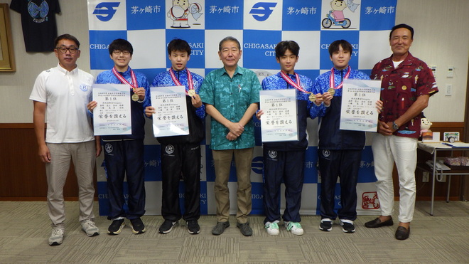 (画像）中学生スイマー日本一に輝いた選手たち