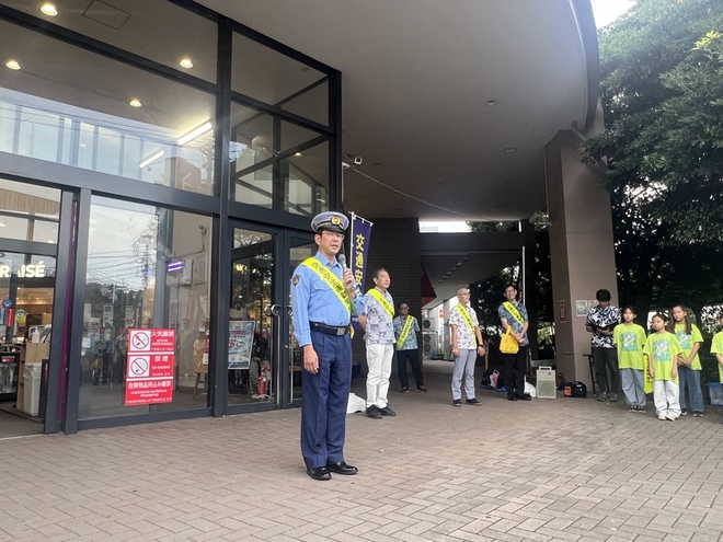 (画像）秋の全国交通安全運動キャンペーンを実施しました(茅ケ崎警察署　一條署長)