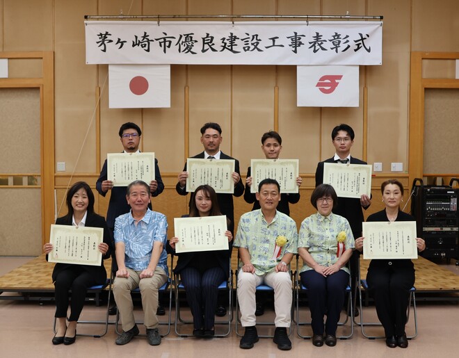 (画像）若手・女性技術者の受賞者皆さまと記念撮影を行いました。